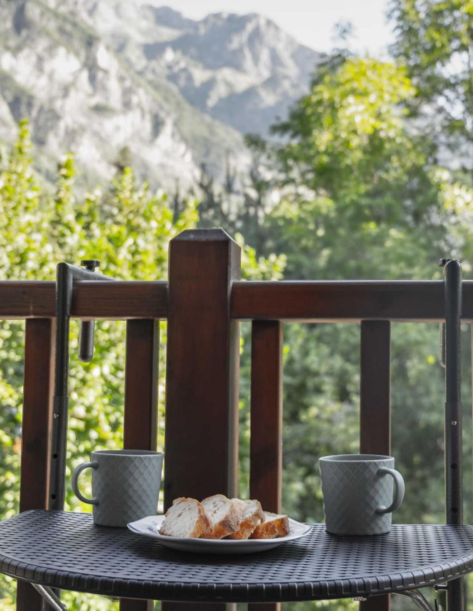 Loira Casa Sanchines Duplex De Lujo En Benasque Lägenhet Exteriör bild
