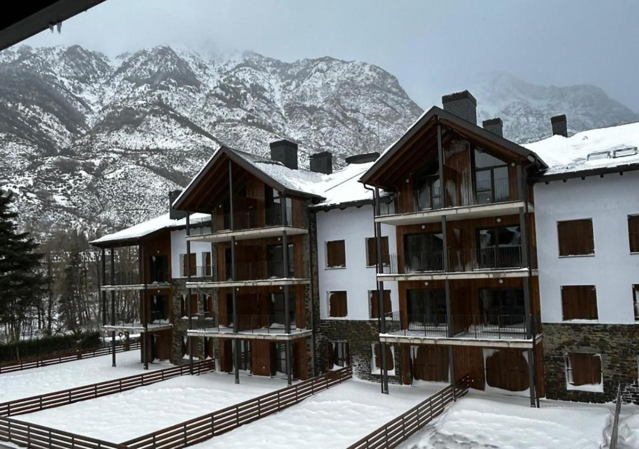 Loira Casa Sanchines Duplex De Lujo En Benasque Lägenhet Exteriör bild